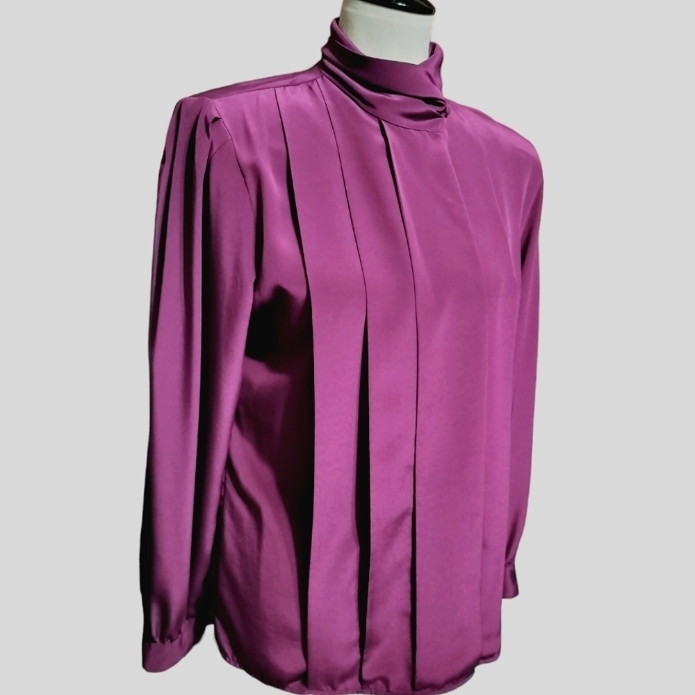 2130)Vintage Peters & Ashley Liquid Silk Maroon Pleated Long Sleeve Blouse Size